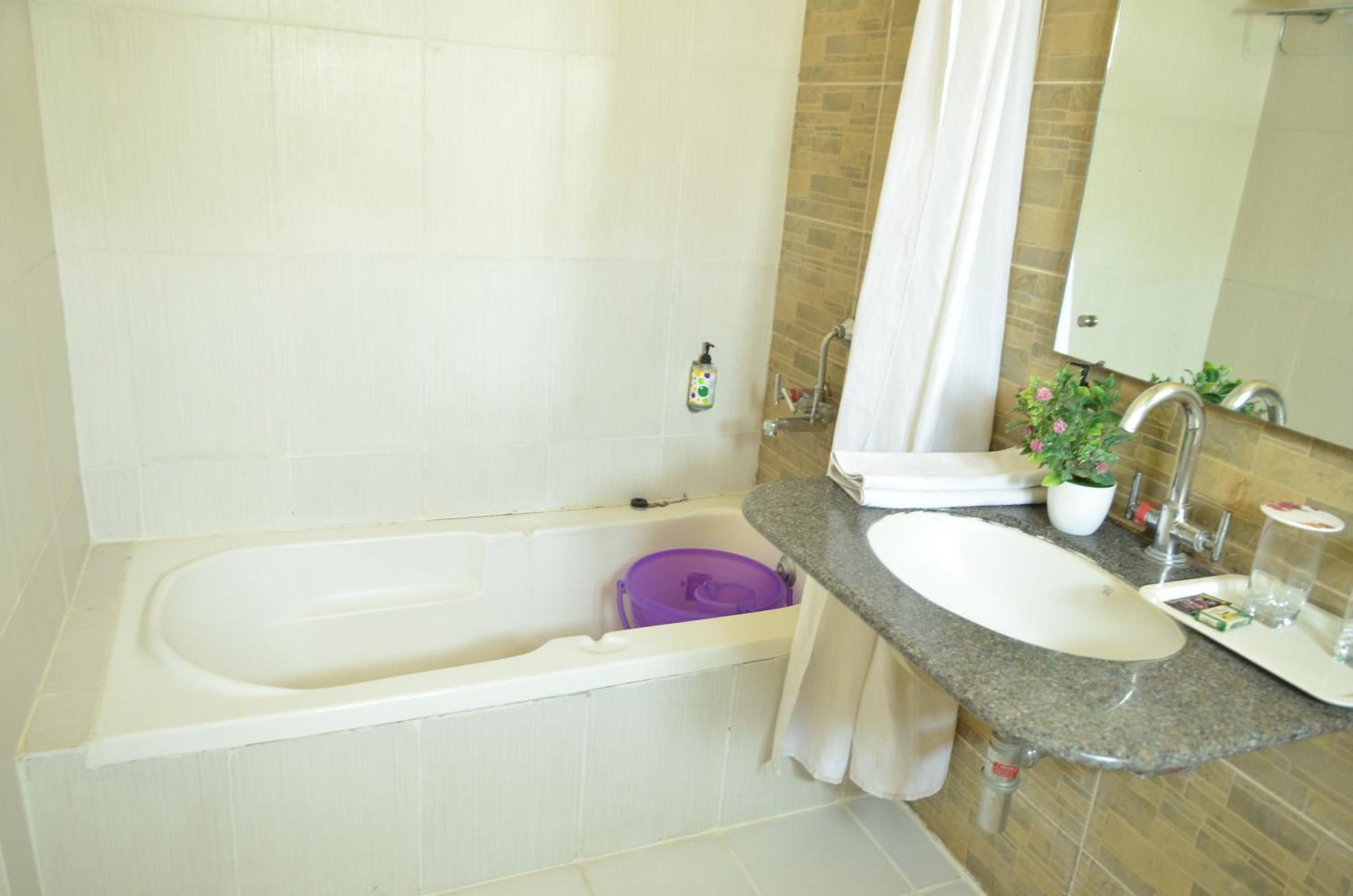 Cubbon Suites - 10 Minute Walk To Mg Road, Mg Road Metro And Church Street バンガロール エクステリア 写真