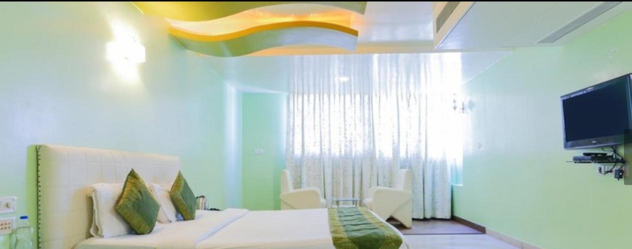 Cubbon Suites - 10 Minute Walk To Mg Road, Mg Road Metro And Church Street バンガロール エクステリア 写真
